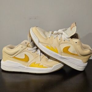 Womens Jordan Stadium 90 Sunshine W Size 8 Excellent Condo!